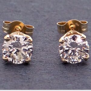 Natural Diamond Stud Earrings